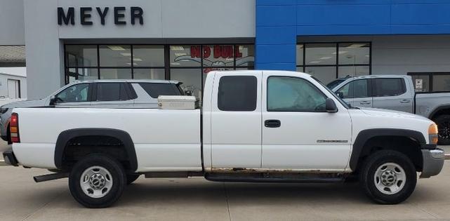 2005 GMC Sierra 2500