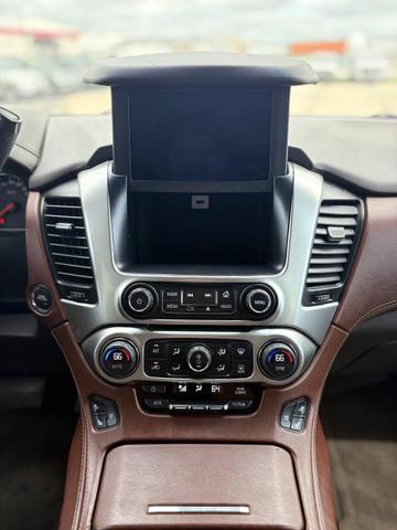 Photo of 2015 Off White Chevrolet Tahoe