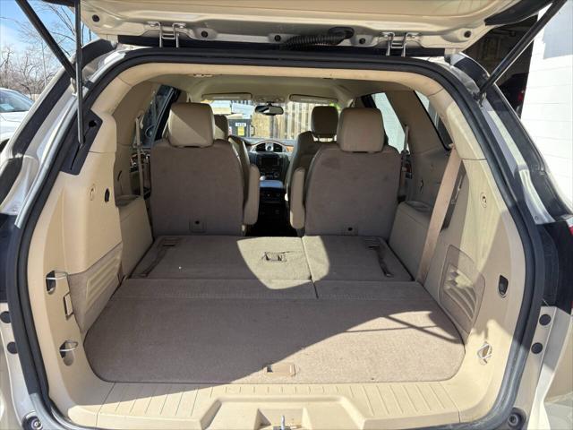 Photo of 2011 Beige Buick Enclave