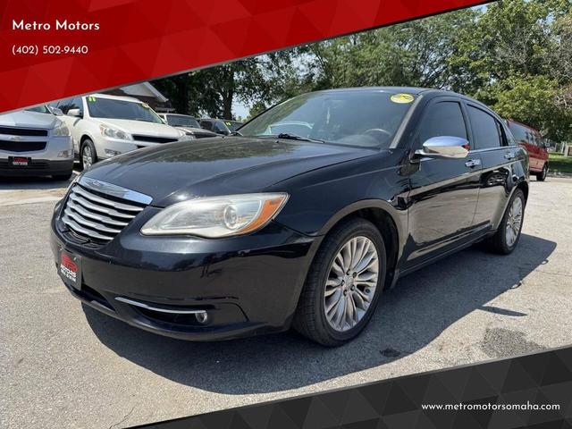 Photo of 2011 Black Chrysler 200