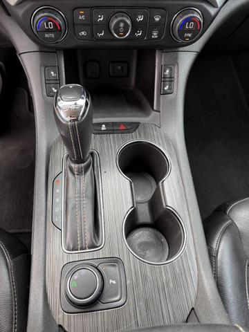 Photo of 2019 White GMC Acadia