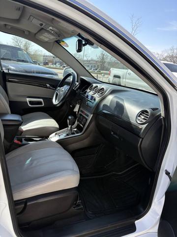 Photo of 2013 White Chevrolet Captiva Sport