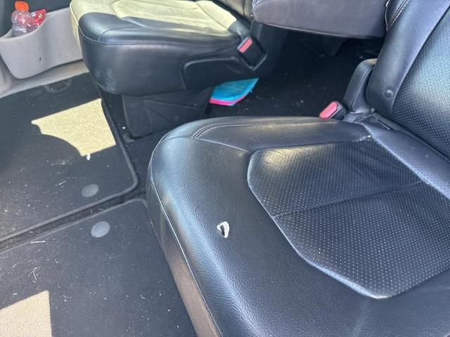 Photo of 2018 Bright White Clearcoat Chrysler Pacifica