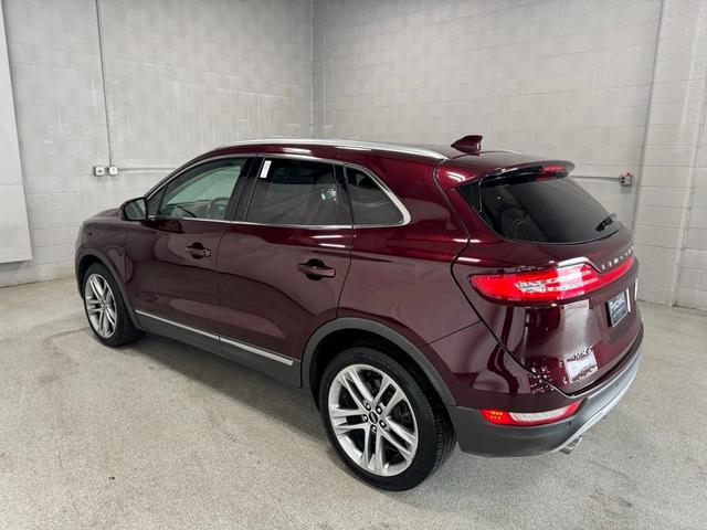 Photo of 2017 Burgundy Lincoln MKC