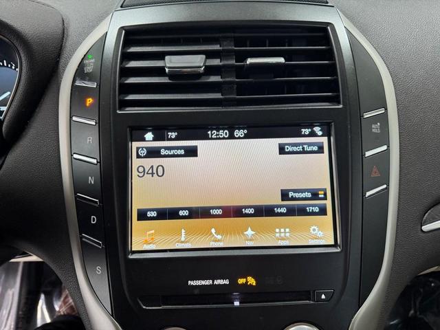 Photo of 2017 Burgundy Lincoln MKC