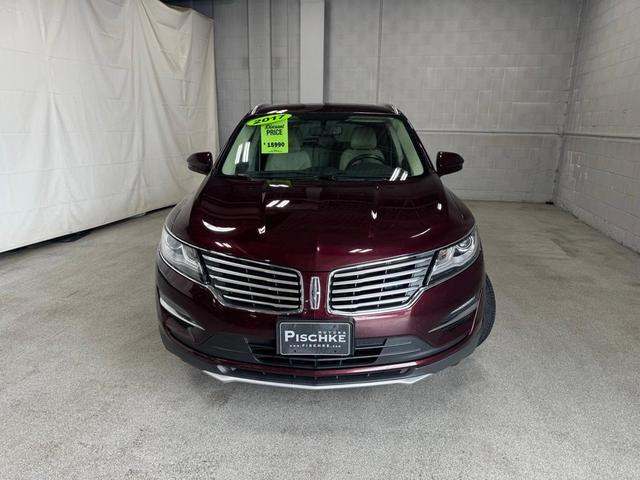 Photo of 2017 Burgundy Lincoln MKC