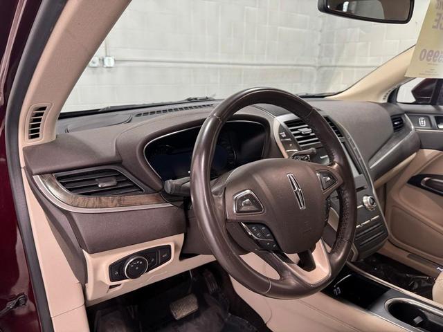 Photo of 2017 Burgundy Lincoln MKC