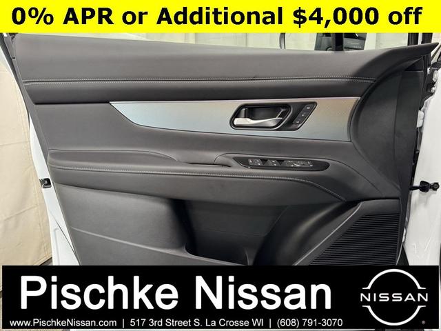 Photo of 2025 Everest White P Nissan Murano