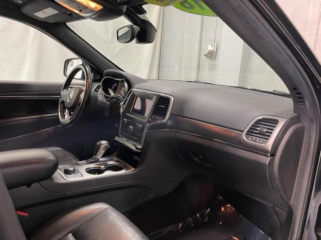 Photo of 2018 Diamond Black Jeep Grand Cherokee