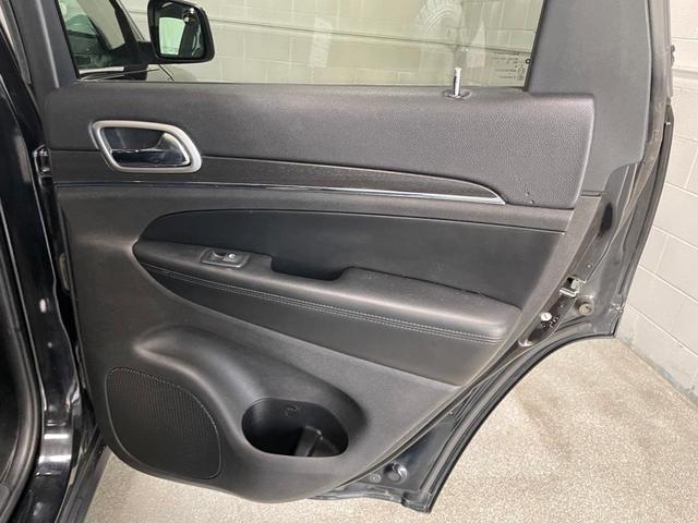 Photo of 2018 Diamond Black Jeep Grand Cherokee