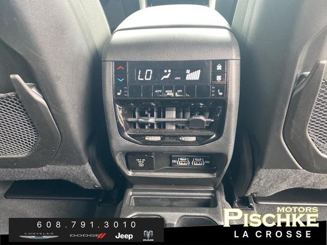 Photo of 2024 Bright White Clearcoat Jeep Grand Cherokee L