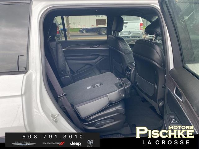 Photo of 2024 Bright White Clearcoat Jeep Grand Cherokee L
