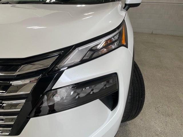 Photo of 2025 Everest White P Nissan Rogue