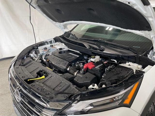 Photo of 2025 Everest White P Nissan Rogue