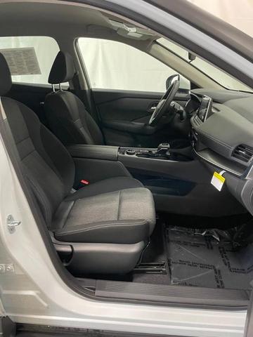 Photo of 2025 Everest White P Nissan Rogue
