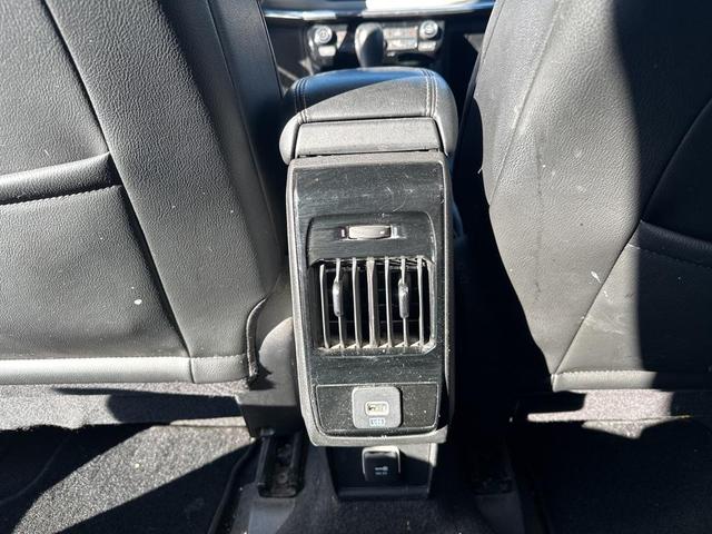 Photo of 2022 Diamond Black Jeep Compass