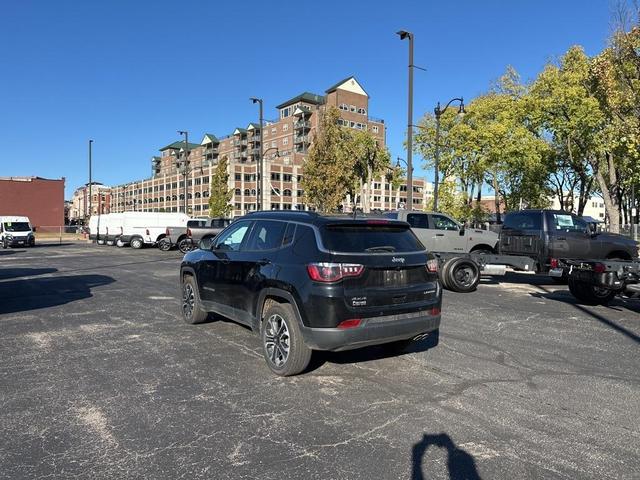 Photo of 2022 Diamond Black Jeep Compass