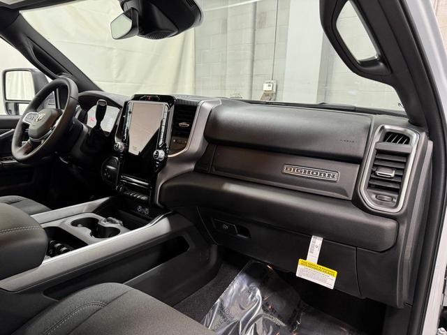 Photo of 2025 Bright White Clearcoat RAM 2500