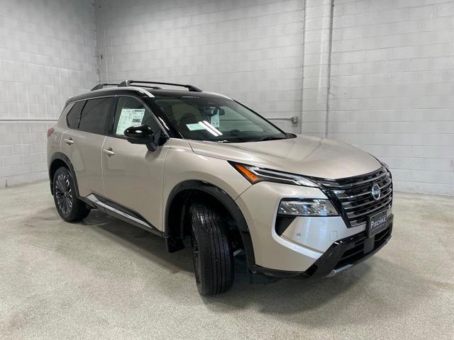 Photo of 2025 2t Chpn Blk Roo Nissan Rogue