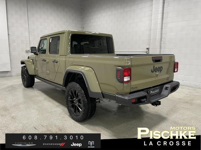 Photo of 2025 Nighthawk Black Jeep Gladiator
