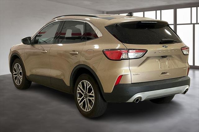 Photo of 2021 Desert Gold Metallic Ford Escape