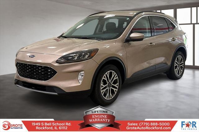 Photo of 2021 Desert Gold Metallic Ford Escape