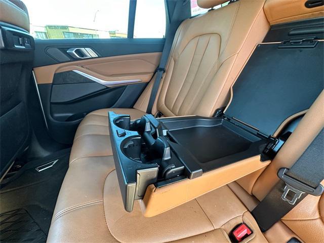 Photo of 2022 Alpine White BMW X5 PHEV