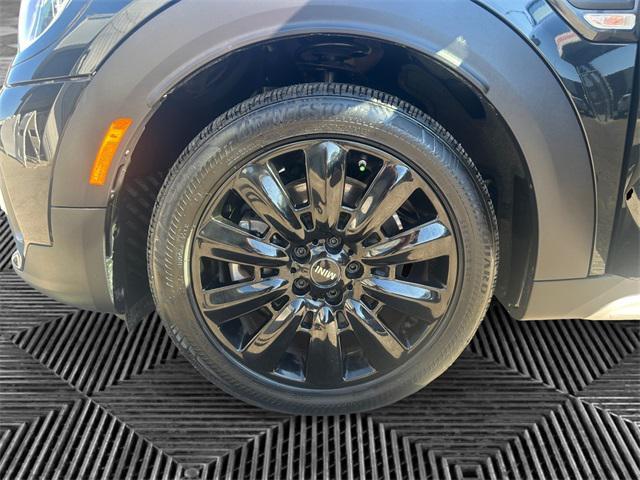 Photo of 2023 Midnight Black II MINI Countryman