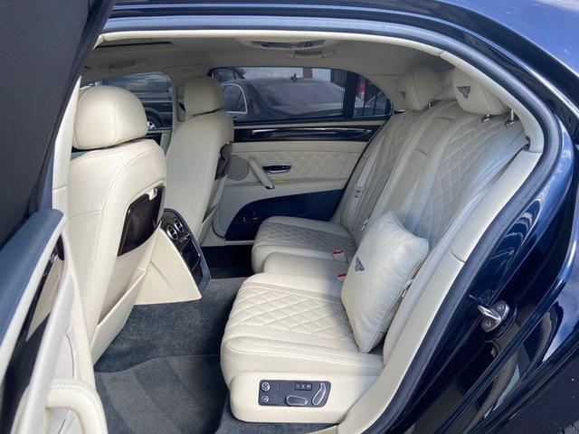Photo of 2017 Dark Sapphire Metallic Bentley Flying Spur