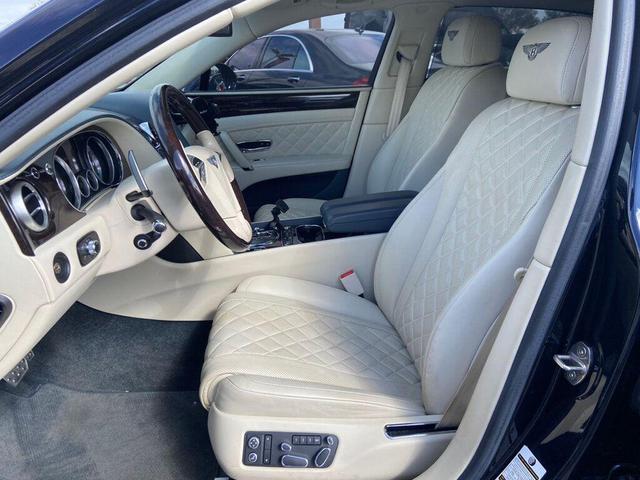 Photo of 2017 Dark Sapphire Metallic Bentley Flying Spur