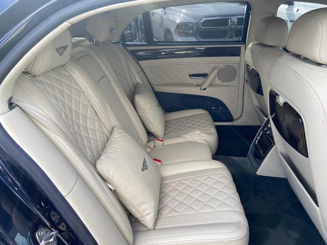 Photo of 2017 Dark Sapphire Metallic Bentley Flying Spur