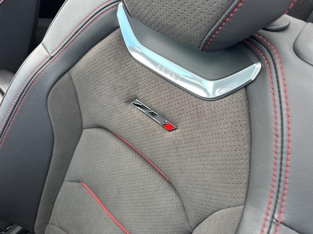 Photo of 2018 Hyper Blue Metallic Chevrolet Camaro