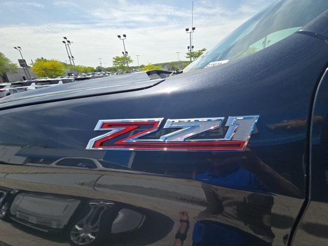 Photo of 2022 Shadow Gray Metallic Chevrolet Silverado 1500