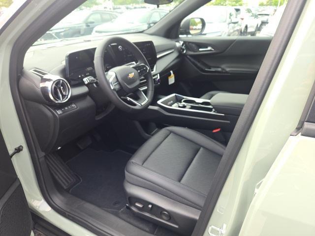 Photo of 2026 Cacti Green Chevrolet Equinox