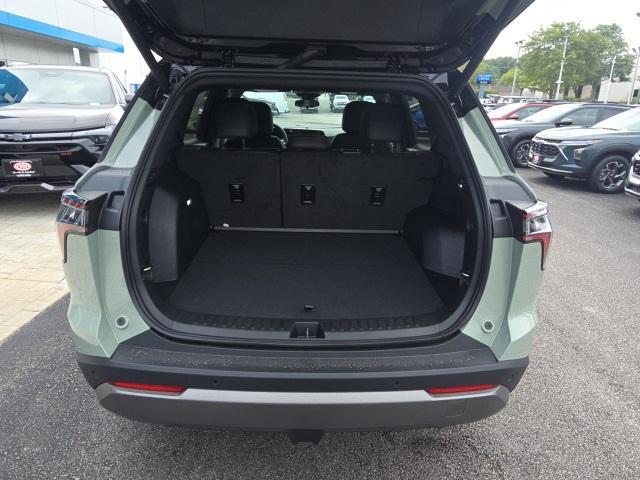 Photo of 2026 Cacti Green Chevrolet Equinox