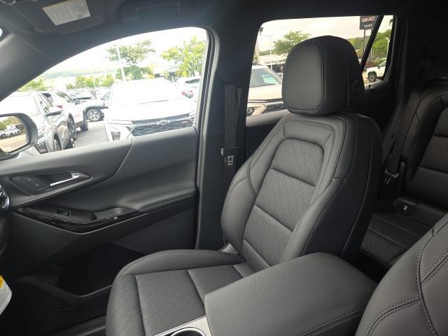 Photo of 2026 Cacti Green Chevrolet Equinox