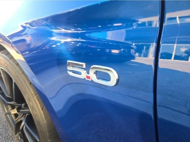 Photo of 2018 Lightning Blue Ford Mustang