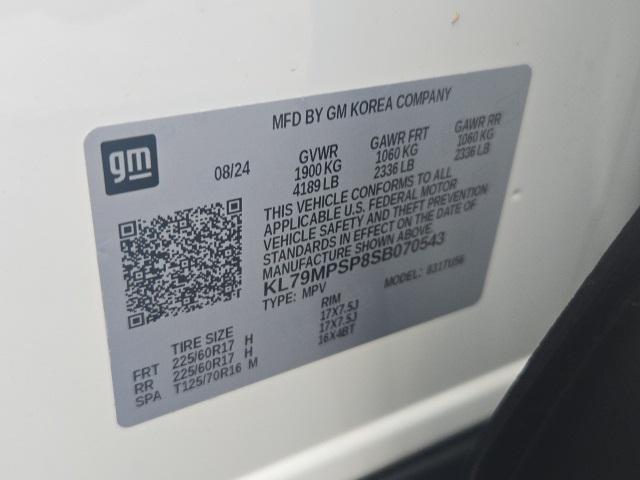 Photo of 2025 Summit White Chevrolet Trailblazer