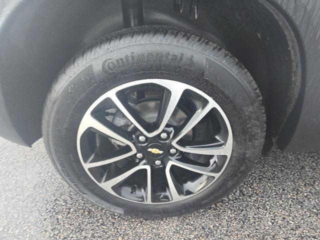 Photo of 2025 Summit White Chevrolet Trailblazer