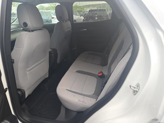 Photo of 2025 Summit White Chevrolet Trailblazer