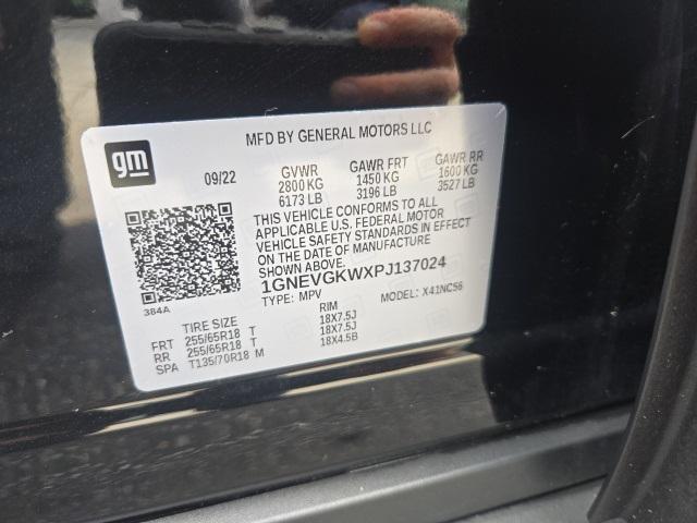 Photo of 2023 Mosaic Black Metallic Chevrolet Traverse