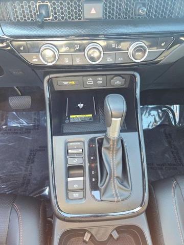 Photo of 2024 Black Honda CR-V Hybrid