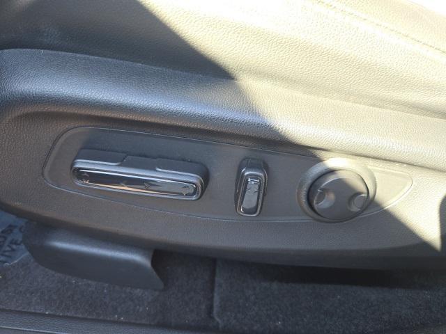 Photo of 2024 Black Honda CR-V Hybrid