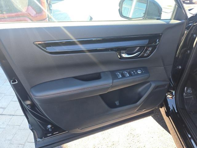 Photo of 2024 Black Honda CR-V Hybrid
