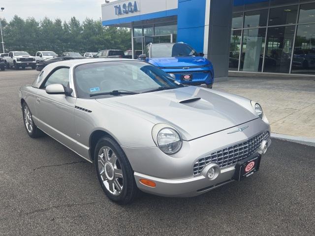 2004 Ford Thunderbird