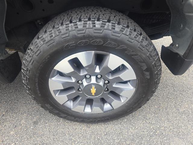 Photo of 2024 Sterling Gray Metallic Chevrolet Silverado 2500