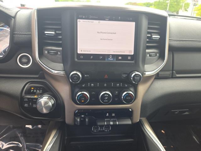Photo of 2022 Ivory White Tri-Coat Pearlcoat RAM 1500