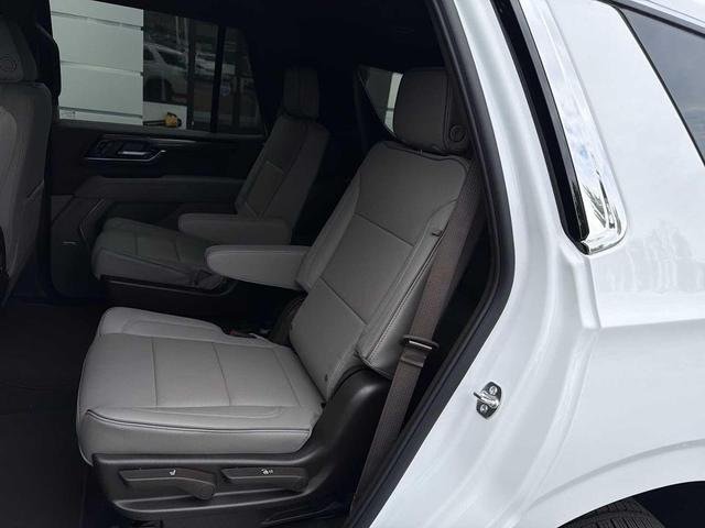 Photo of 2026 Summit White GMC Yukon