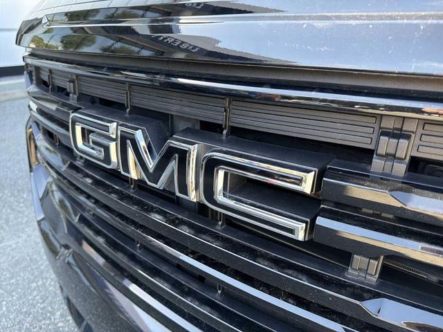 Photo of 2023 Ebony Twilight Metallic GMC Acadia