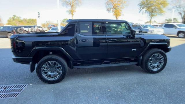 Photo of 2025 Void Black GMC HUMMER EV Pickup